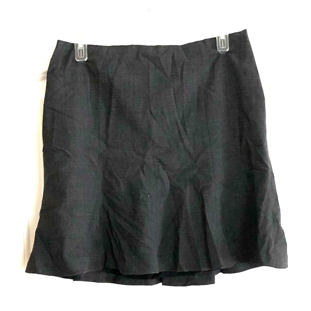 Adorable dark grey flounce bottom Express skirt